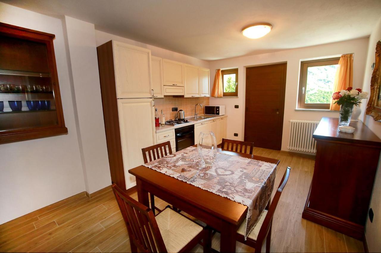 Chalets Mongioie Pra Di Roburent Сан Джакомо Екстериор снимка